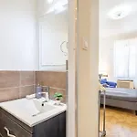 Cozy Downtown Haven For Couples Budapesta