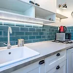 דירה Cozy Downtown Haven For Couples