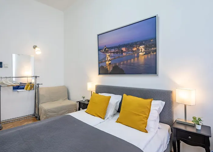 Apartament Cozy Downtown Haven For Couples Budapesta