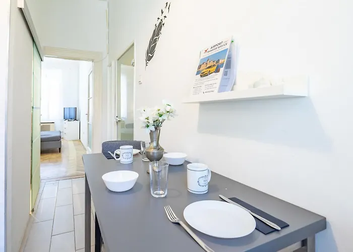 Apartamento Cozy Downtown Haven For Couples