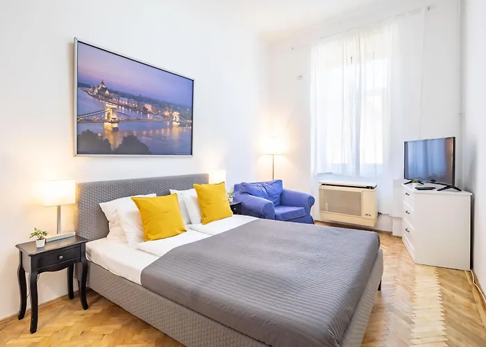 Cozy Downtown Haven For Couples Apartament *